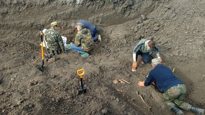 На Тернопільщині знайшли рештки людей часів Другої світової війни На Тернопільщині знайшли рештки людей часів Другої світової війни