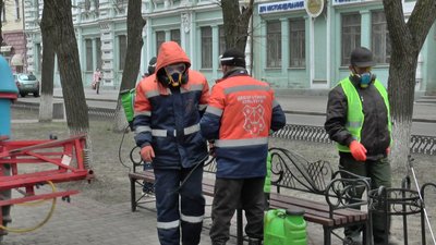 У Полтаві 31 березня розпочали дезінфекцію у парках та скверах