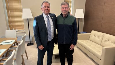 Віткофф, Стівен Габбард