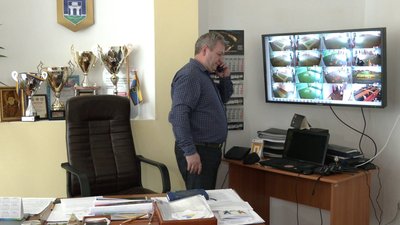 У рівненській школі евакуювали дітей: разом з рятувальниками відпрацювали навчальну тривогу У рівненській школі евакуювали дітей: разом з рятувальниками відпрацювали навчальну тривогу