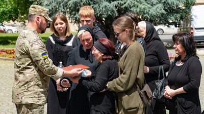 В Ужгороді попрощалися із полеглим на війні Олександром Гогою