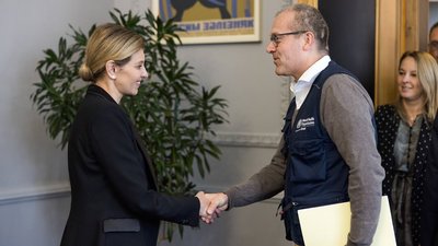 Олена Зеленська обговорила з посадовцем ВООЗ програму з психологічної допомоги для українців