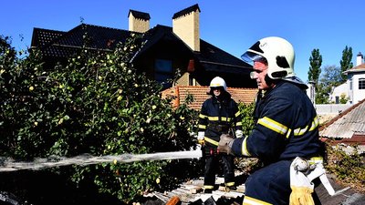Миколаївські рятувальники ліквідували три пожежі
