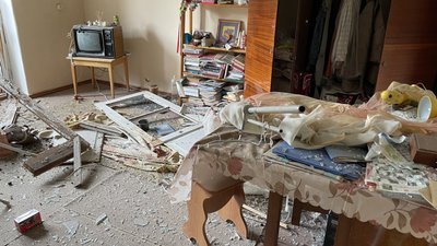 обстріли, Херсон, будинок, 15 травня 2024 року, авіаудар обстріли, Херсон, будинок, 15 травня 2024 року, авіаудар
