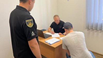 55-річному жителю Київщини оголосили про підозру, травень-2026 року, Хмельниччина