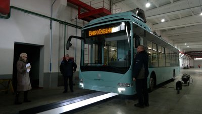 Тролейбус з автономним ходом, який купили для Чернігова за понад 13 млн грн, треба доопрацювати: коли вийде на маршрут