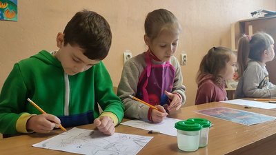 Маріупольська школа мистецтв тепер працює у чотирьох містах та онлайн Маріупольська школа мистецтв тепер працює у чотирьох містах та онлайн