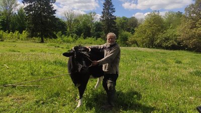 Ярослав Рибак живе сам в лісі