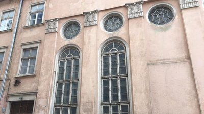 У Львові волонтери відновлюють синагогу XIX століття У Львові волонтери відновлюють синагогу XIX століття
