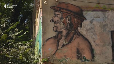 "Вечірки, виставки, поетичні читання": одесит перетворив гараж на артпростір "Вечірки, виставки, поетичні читання": одесит перетворив гараж на артпростір