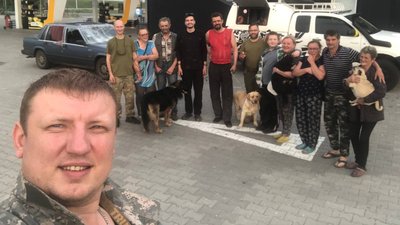 «Не просять зайвого»: історії волонтерів з Полтави Світлани Нікітенко і Максима Бабича «Не просять зайвого»: історії волонтерів з Полтави Світлани Нікітенко і Максима Бабича