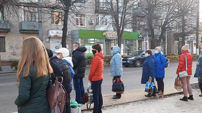 У Житомирі планують обмежити в часі пільгові перевезення на час "червоної" зони У Житомирі планують обмежити в часі пільгові перевезення на час "червоної" зони