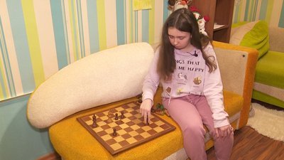 15-річна шахістка з Дніпра, яка входить до ТОП-100 міжнародного рейтингу, готується до нових змагань