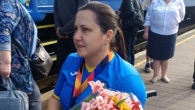 Херсон зустрів чемпіонку Європи з легкої атлетики з параолімпійських видів спорту Яну Лебєдєву Херсон зустрів чемпіонку Європи з легкої атлетики з параолімпійських видів спорту Яну Лебєдєву