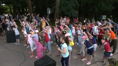 Проєкт "Спорт активація": у Львові провели загальноміську руханку