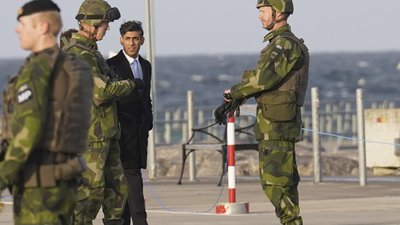 Прем’єр-міністр Великої Британії Ріші Сунак під час саміту JEF