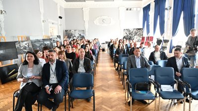 Коворкінг для підприємців у Ланівцях