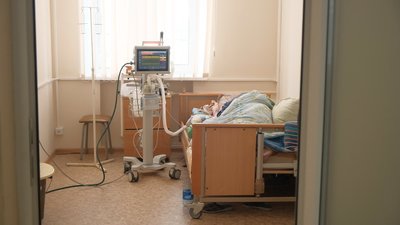 "Майже всі пацієнти потребують кисню". Калинівскі лікарі про мутацію COVID-19