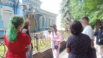 Екскурсії проводять у Хмельницькому