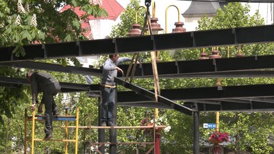 У середмісті Франківська завершують демонтовувати МАФ