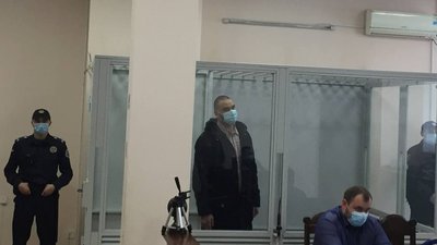 Чоловік, якого підозрюють у стрільбі в дітей в Тернополі, перебуватиме під вартою до 3 квітня Чоловік, якого підозрюють у стрільбі в дітей в Тернополі, перебуватиме під вартою до 3 квітня