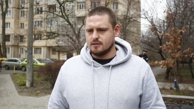 В Одесі у вуличних фотографів вуличили двох сов В Одесі у вуличних фотографів вуличили двох сов