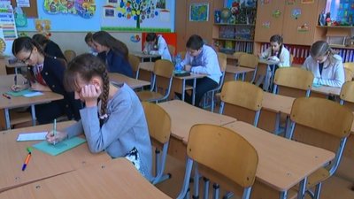 У Сумах з 16 листопада відновлюють навчання для учнів середніх та старших класів