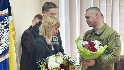 В Житомирі рідним та близьким полеглих за Україну воїнів передали державні нагороди В Житомирі рідним та близьким полеглих за Україну воїнів передали державні нагороди