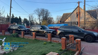 Понад два мільйони збитків на ремонті доріг. На Дніпропетровщині викрито голову одного з міст та чотирьох співучасників Понад два мільйони збитків на ремонті доріг. На Дніпропетровщині викрито голову одного з міст та чотирьох співучасників
