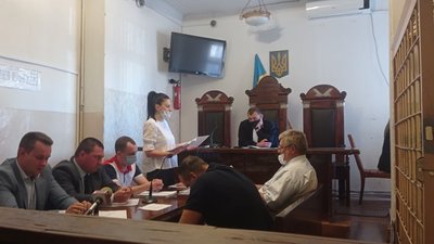 Водія, який збив родину на Хортиці, взяли під варту Водія, який збив родину на Хортиці, взяли під варту