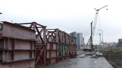 В Івано-Франківську відновили будівництво розв'язки моста на Пасічну В Івано-Франківську відновили будівництво розв'язки моста на Пасічну