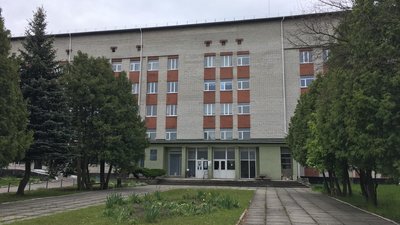 Кам'янка-Бузька районна лікарня почала приймати людей із підозрою на COVID-19