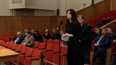 Умови обігу сільськогосподарських земель, гуманітарка, колишні депутати "ОПЗЖ": як пройшла сесія обласної ради Умови обігу сільськогосподарських земель, гуманітарка, колишні депутати "ОПЗЖ": як пройшла сесія обласної ради