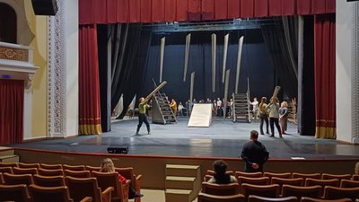 Репетиція вистави у театрі