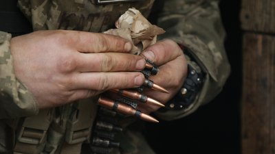 “Ми воюємо краще, а їх просто набагато більше”: миколаївські десантники обороняють Донеччину “Ми воюємо краще, а їх просто набагато більше”: миколаївські десантники обороняють Донеччину