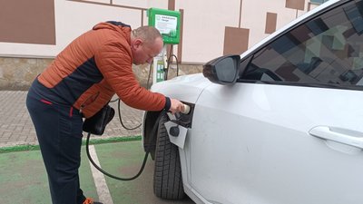 "Панікувати немає сенсу". У Миколаєві підвищений рівень формальдегіду в повітрі: що відомо "Панікувати немає сенсу". У Миколаєві підвищений рівень формальдегіду в повітрі: що відомо