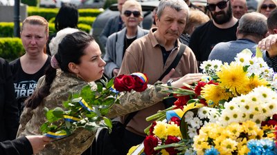 В Ужгороді попрощалися із полеглим захисником Міланом Бабілою В Ужгороді попрощалися із полеглим захисником Міланом Бабілою