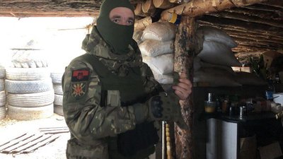 Підрозділ на позиції. Військові на Миколаївському напрямку розповіли про свій побут