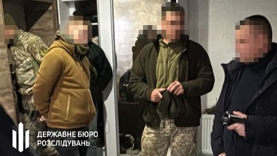 Група людей організувала викрадення пального в одній з військових частин Рівненщини