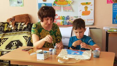 Юний екоактивіст з Донеччини збирає гроші для дітей з лінії розмежування