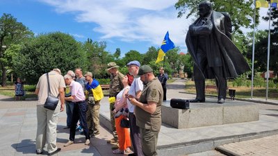 В Миколаєві відзначили 26 річницю прийняття Конституції В Миколаєві відзначили 26 річницю прийняття Конституції