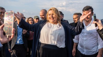 Лідерка румунської ультраправої партії S.O.S. Romania Діана Йованович-Шошоаке
