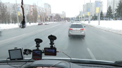 Операція "Маячок": патрульні перевірили реакцію водіїв на сирени та спецсигнали Операція "Маячок": патрульні перевірили реакцію водіїв на сирени та спецсигнали