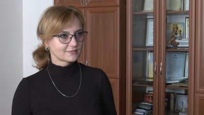 У Рівному сім'ям загиблих воїнів АТО та героїв Небесної Сотні вручали Великодні гостинці У Рівному сім'ям загиблих воїнів АТО та героїв Небесної Сотні вручали Великодні гостинці