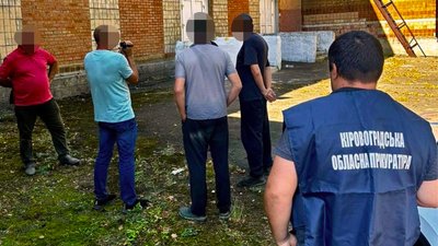 На Кіровоградщині затримали директора підприємства, яке недопостачало деревину