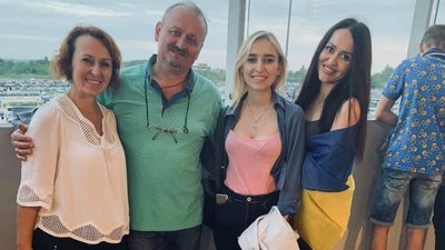 З медитаціями та лагідною українізацією. Як у Рогатині на Франківщині працює центр для переселенців З медитаціями та лагідною українізацією. Як у Рогатині на Франківщині працює центр для переселенців