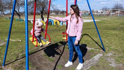 Обізвала та вдарила. Лікарку з Маловисківської лікарні, яка нагрубила батьку пацієнтки, звільнили Обізвала та вдарила. Лікарку з Маловисківської лікарні, яка нагрубила батьку пацієнтки, звільнили