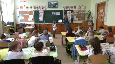 "Знайти їхню суперсилу": переможниця конкурсу "Учитель року — 2023" з Рівного розповіла, чому навчає першокласників "Знайти їхню суперсилу": переможниця конкурсу "Учитель року — 2023" з Рівного розповіла, чому навчає першокласників