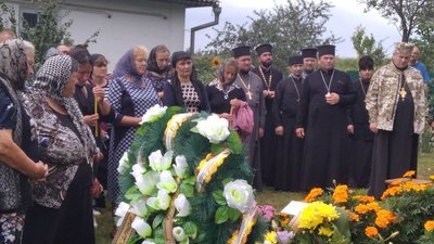 На Тернопільщині попрощалися з військовослужбовцем