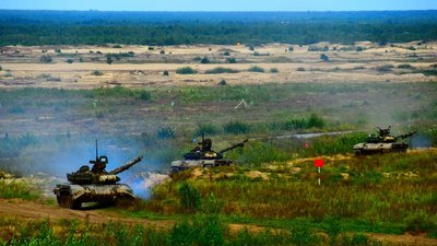На Рівненському полігоні змагаються танкісти На Рівненському полігоні змагаються танкісти